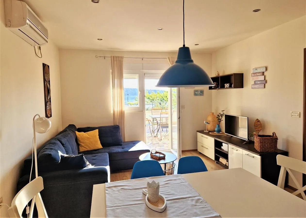 דירה Barbat na Rabu Villa Petra