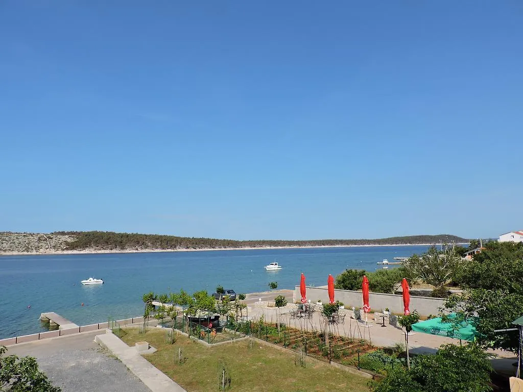 Barbat na Rabu Villa Petra קרואטיה